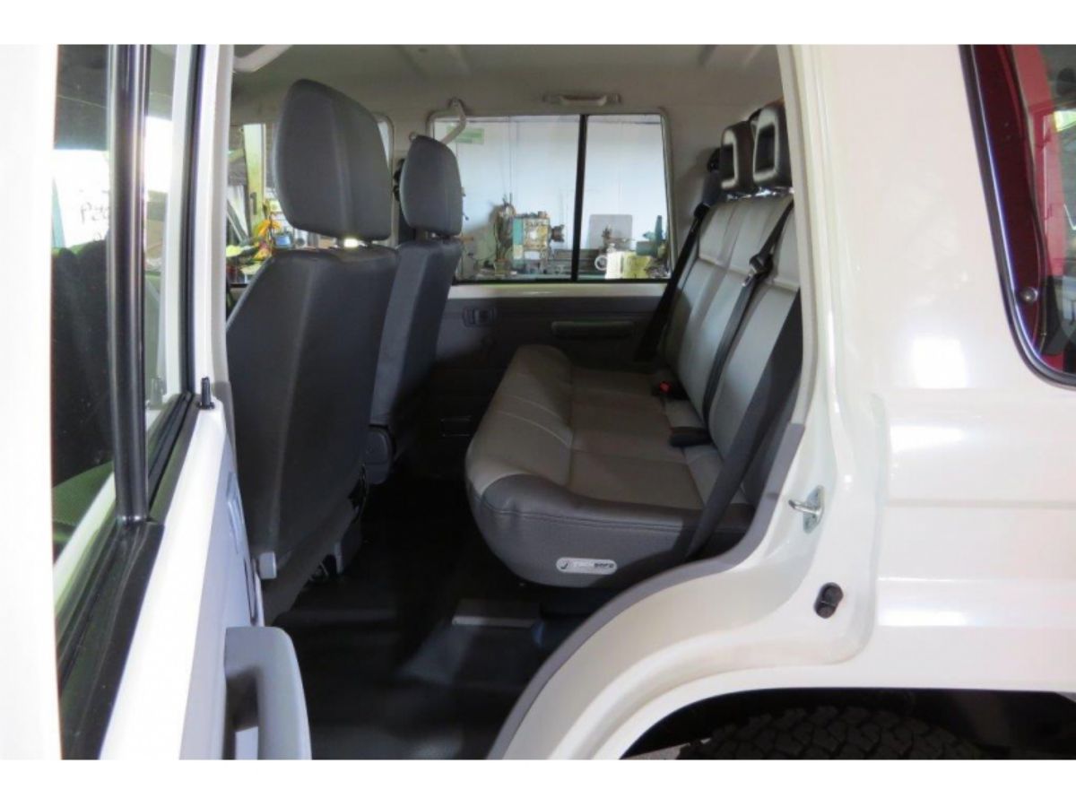 Case Study NTFleet Toyota Land Cruiser LC76 Wagon Lap Sash Seat
